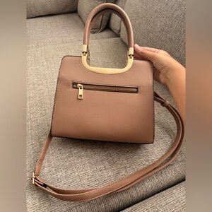 Elegant Tan Handbag